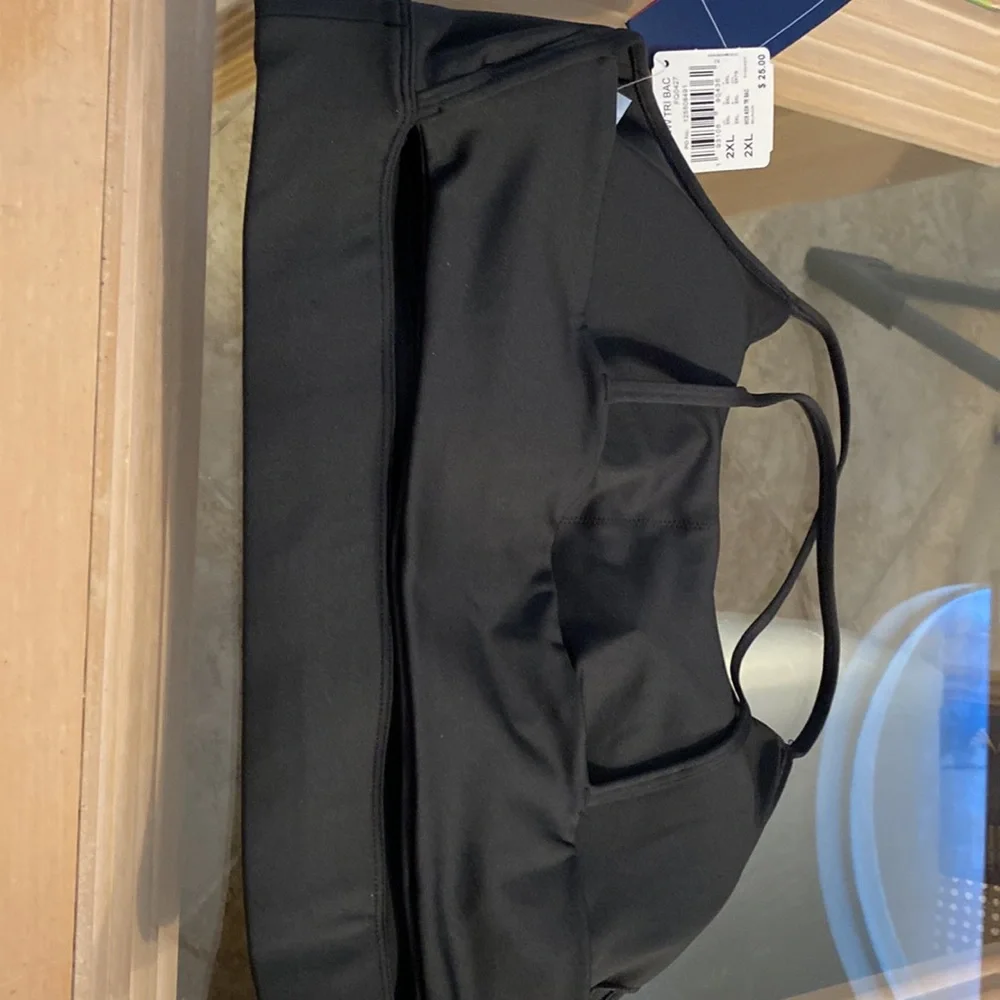 NWT......Reebok. 2xl. Padded bra.  AWESOME PADDED SUPPORT. - Picture 3 of 3